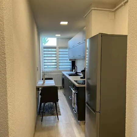 Apartment Barney